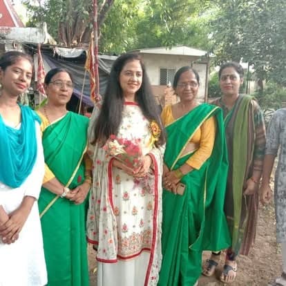 Shubhkarman volunteers visiting children and their caregivers
